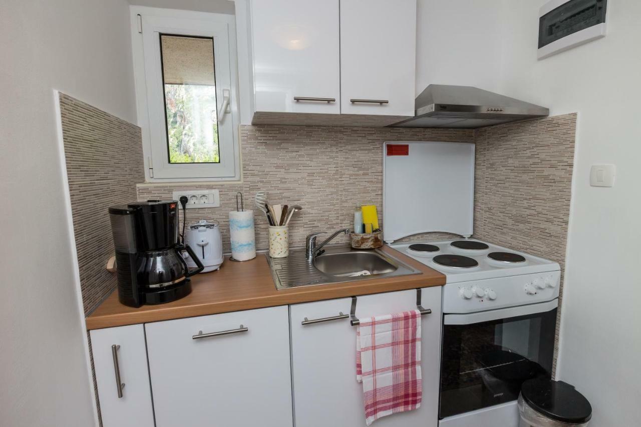 Apartment Nada Medveja Ловран Екстер'єр фото